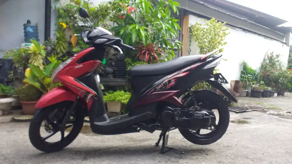 YAMAHA XEON THN 2012
