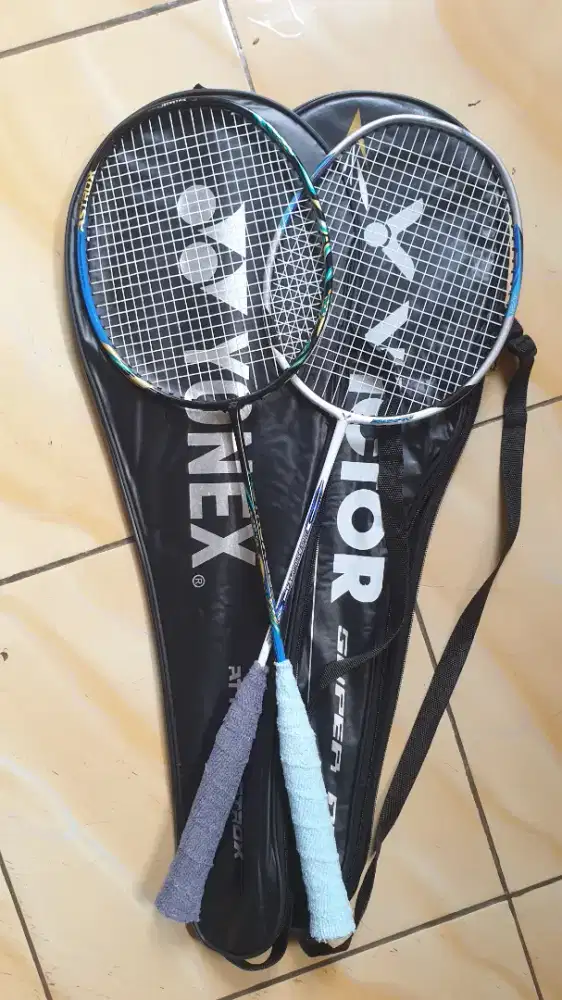 Raket yonex astrox 88s pro dan Victor