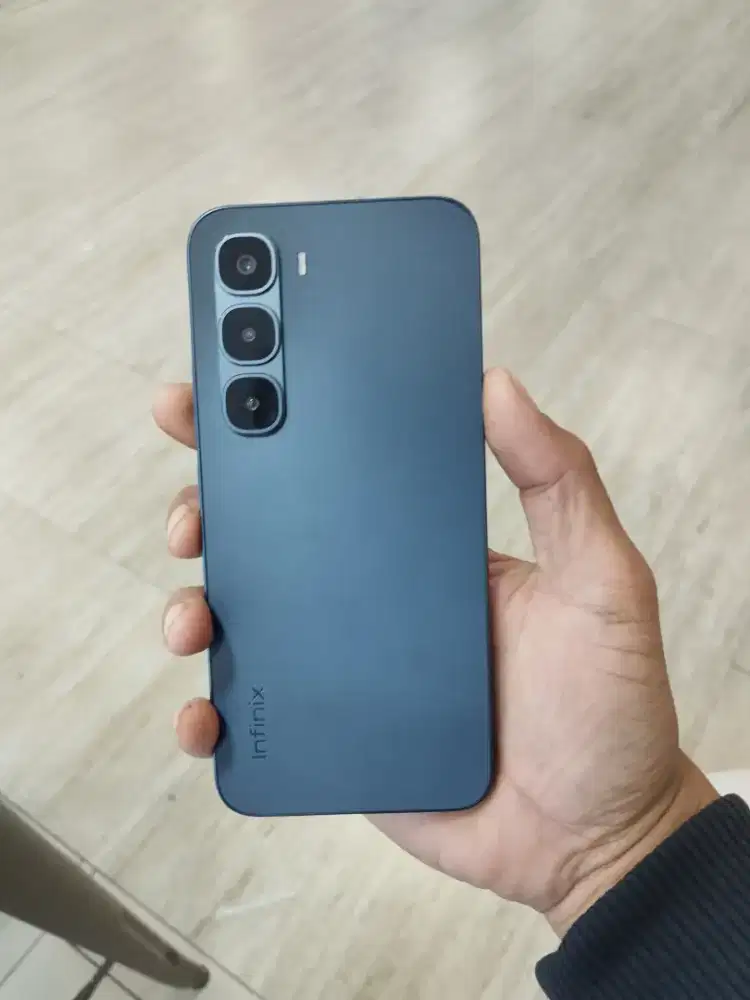 INFINIX HOT 60 PRO 8/256 FULLSET GARANSI PANJANG