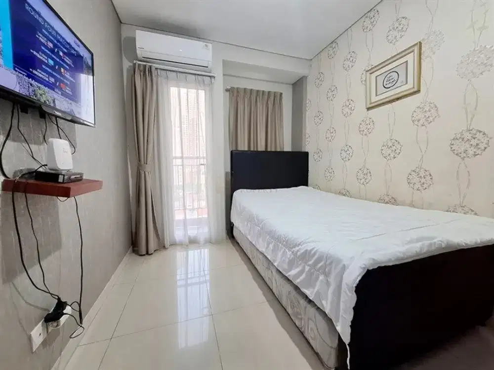 Dekat Universitas Trisakti Untar - Ukrida, Disewa Studio Madison Park Furnished Siap Huni City View Cukup Jalan Kaki ke Central Park Mall.
