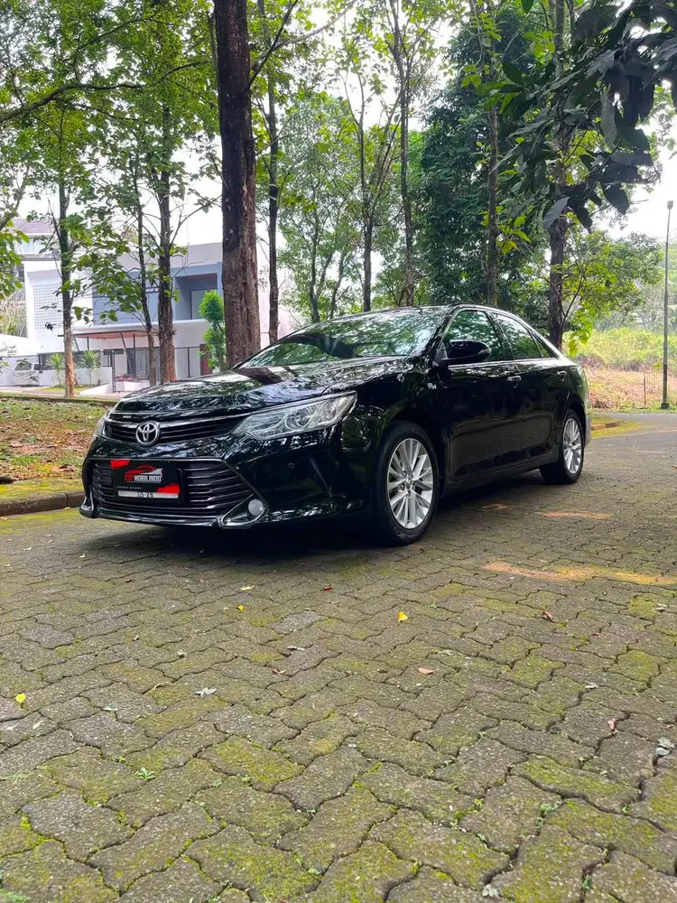 Toyota Camry V 2.5 AT 2018