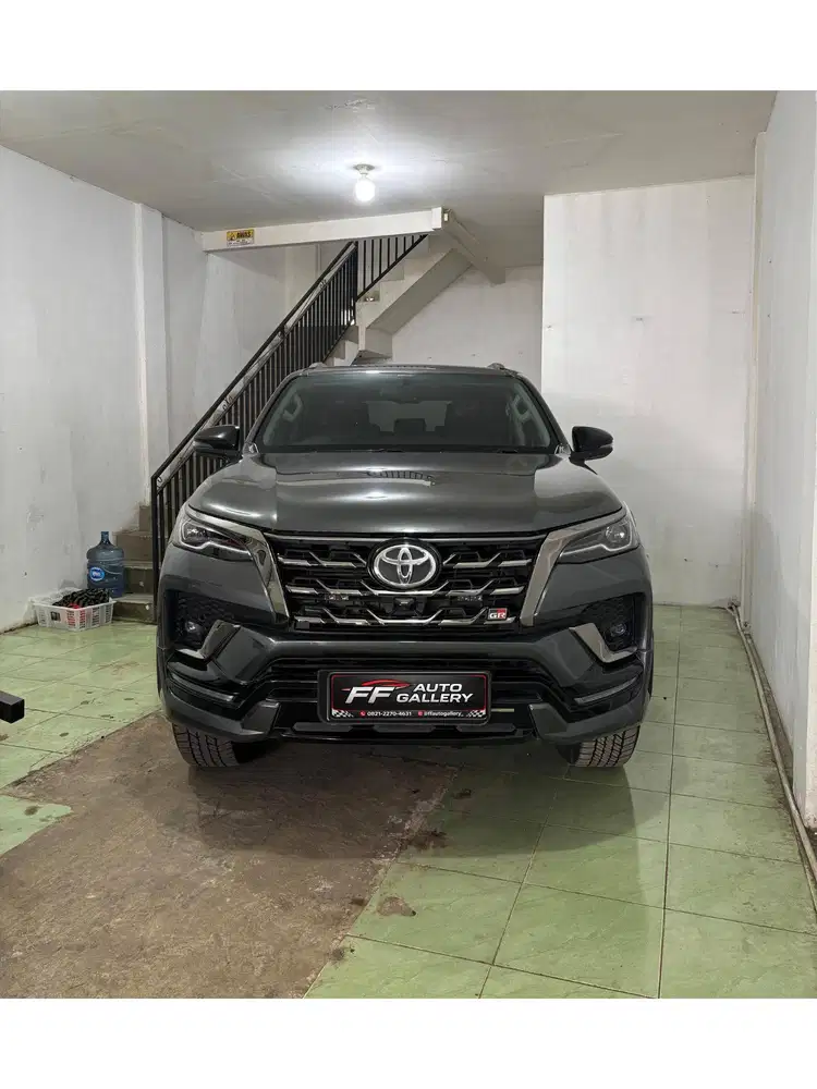 Toyota Fortuner GR Sport 2.8 AT 2023