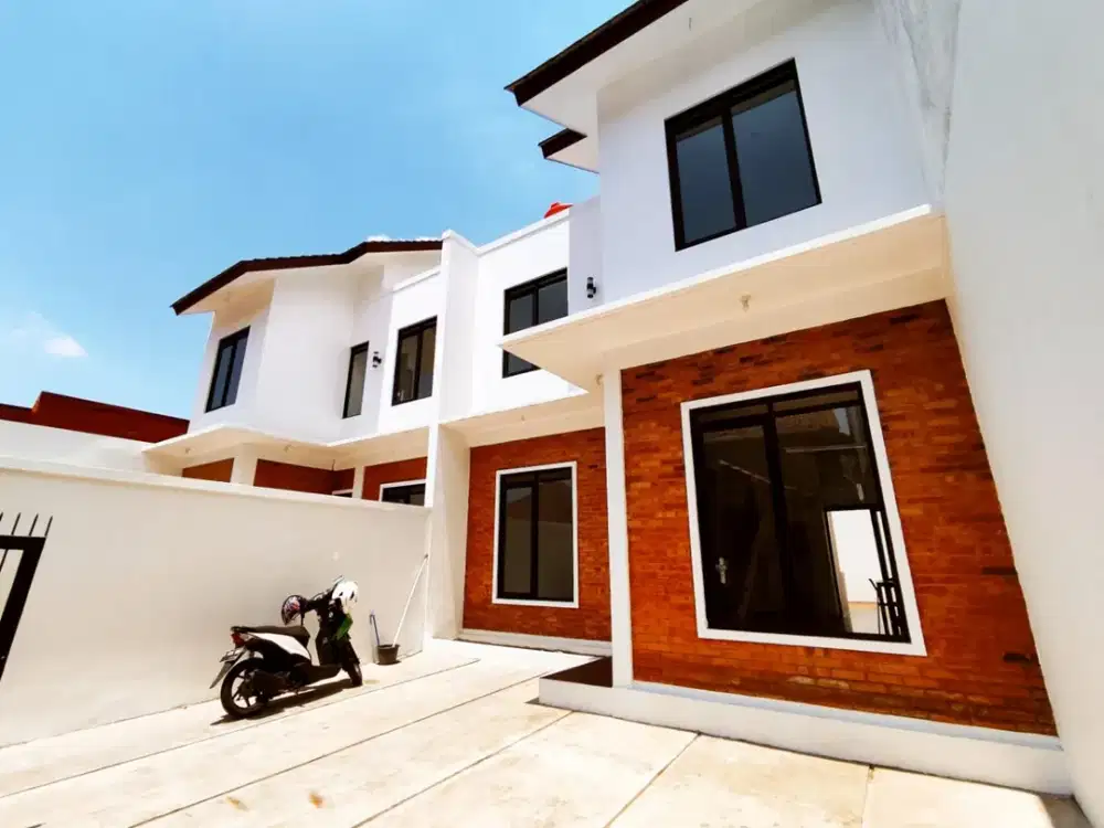 JUAL CEPAT RUMAH DEKAT GEDUNG SATE CIKASO, HARGA MURAH NEGO BANGET!
