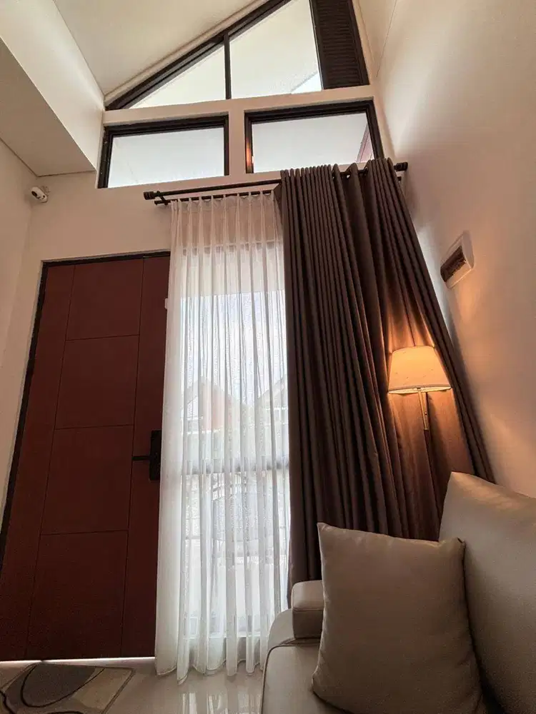 DISEWAKAN RUMAH SEMI FURNISH CLUSTER PARKVILLE SENTUL CITY