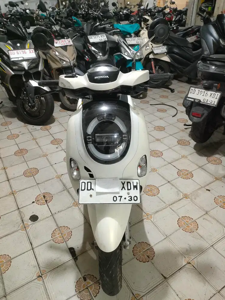 Honda Scoopy 110cc 2025 putih