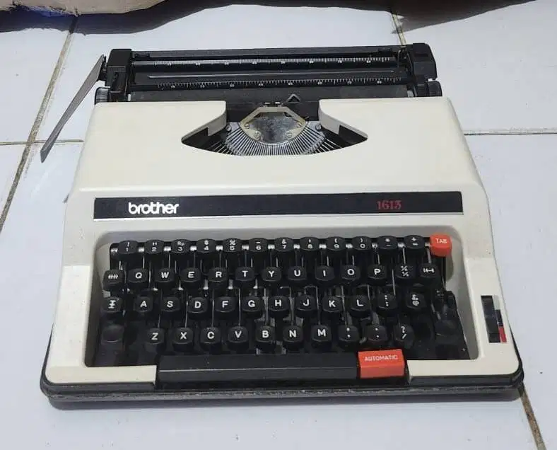 MESIN TIK BROTHER TYPE 1613
