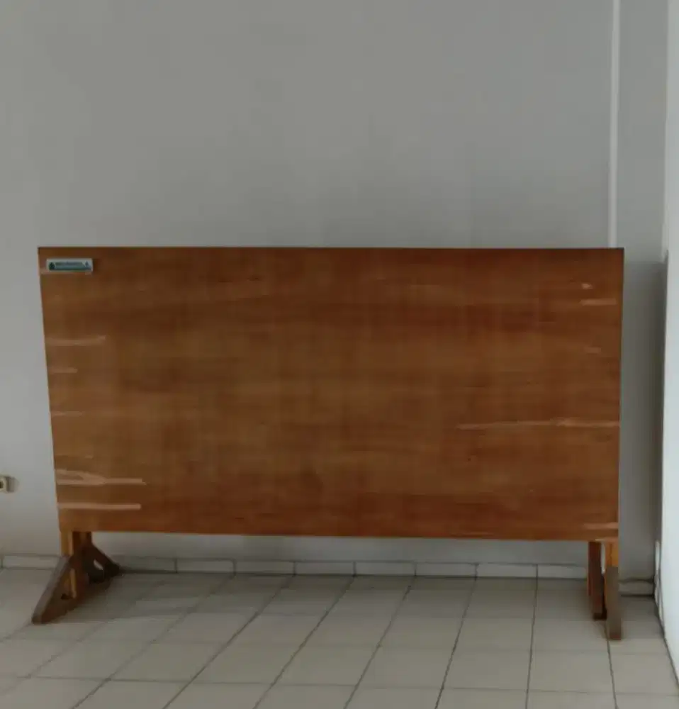 ​DIJUAL: Pembatas Shof / Sekat Mushola Kayu Solid (Sutrah/Tabir)