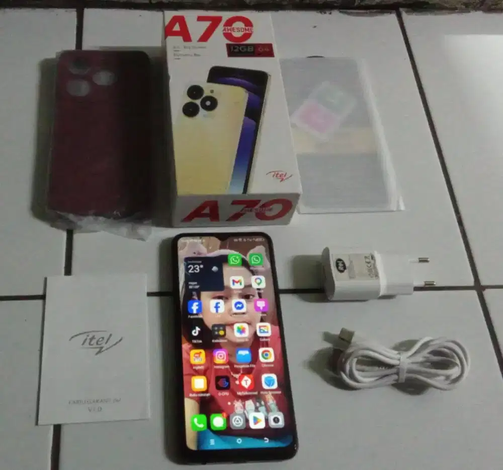 Itel A70 (2025)
Ram 8gb (4gb+4gb)
Rom 64gb
Black Edition FULSET