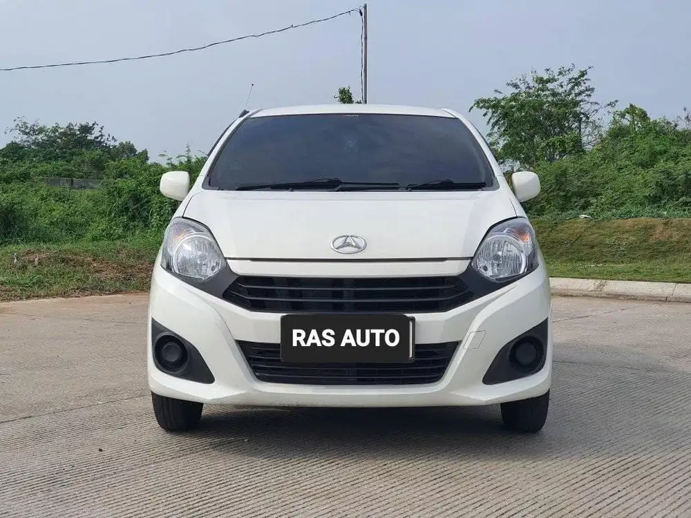 Daihatsu Ayla 1.0 M Manual MT 2019 FACELIFT Putih