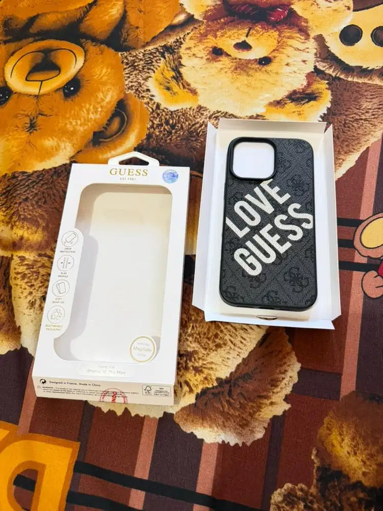 [Preloved] Case GUESS iPhone 16 Pro Max MageSafe