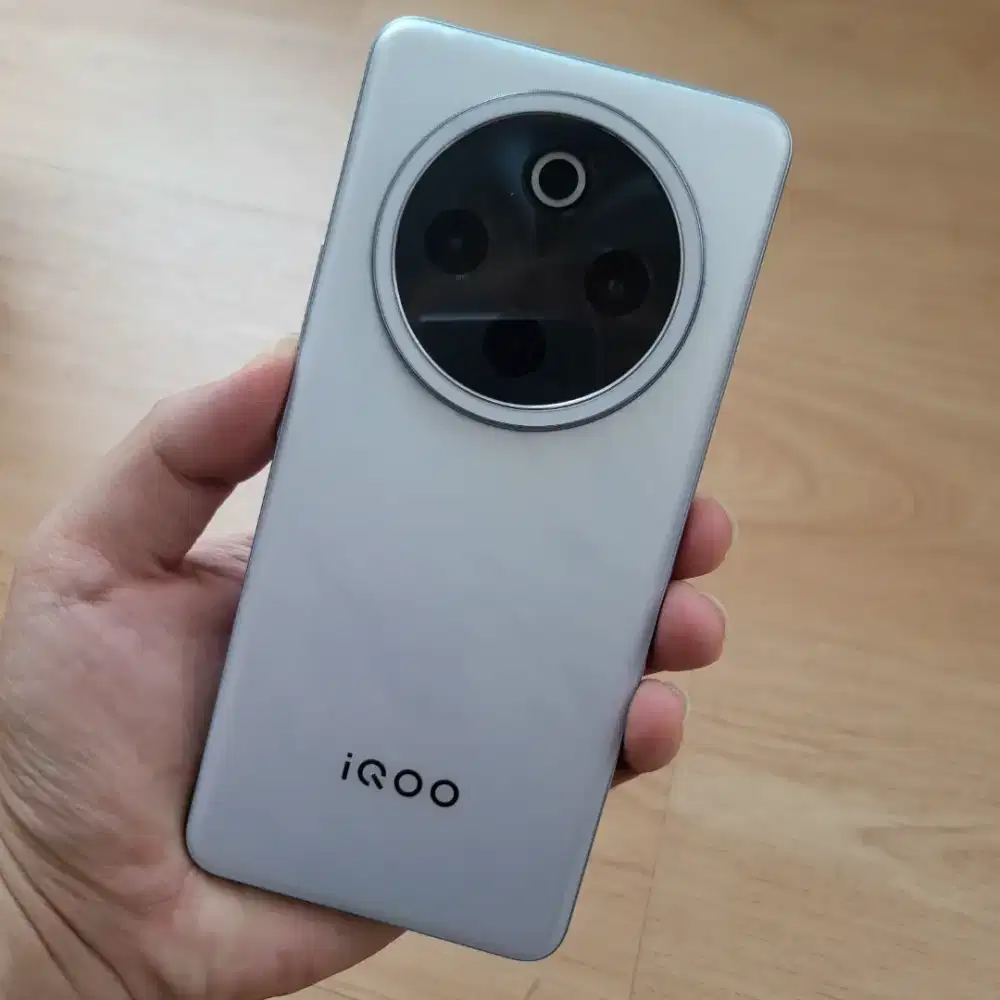 iQOO Z10 5G 12/512GB Second Fullset