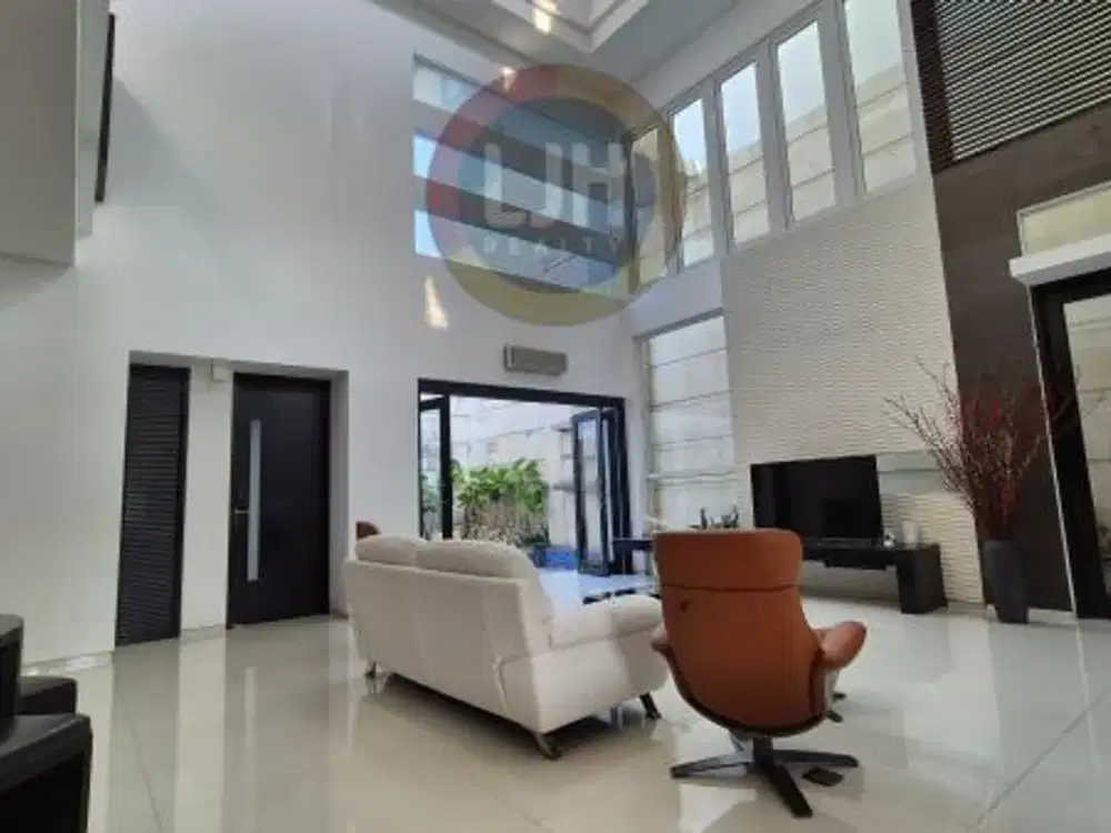 Rumah Super Mewah Design Khusus di Bukit Gading Mediterania Kelapa Gading Jakarta Utara