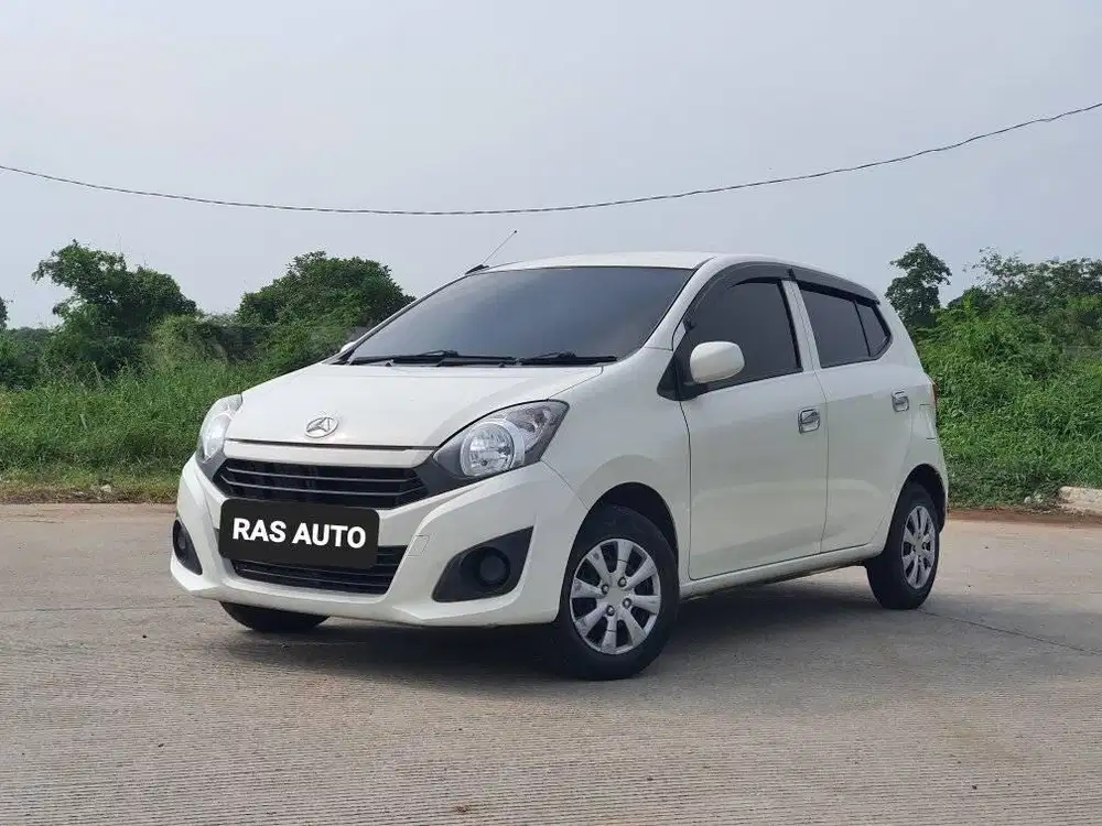 FACELIFT  Daihatsu Ayla M 1.0 MANUAL MT 2019 Putih