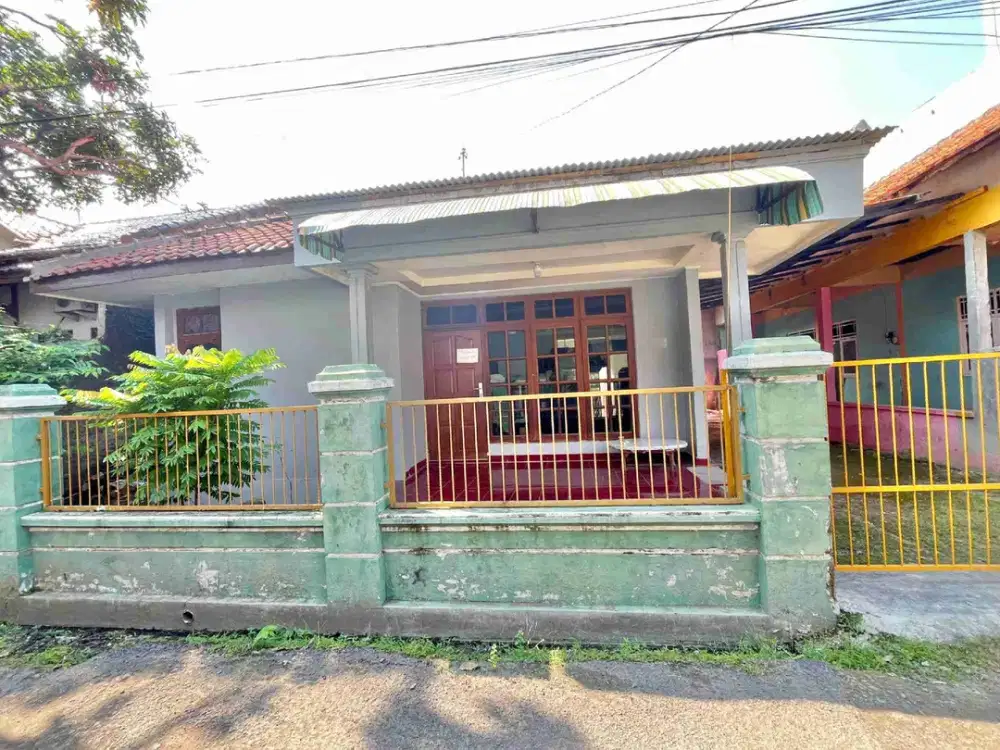 BREBES KEMBANG BARU RUMAH STRATEGIS DEKAT JALAN RAYA PANTURA SEWA MURAH