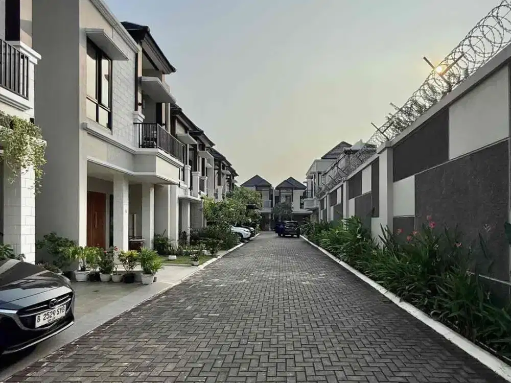 dijual rumah baru siap Huni , dalam townhouse, interior, lokasi strategis di Pondok Labu jakarta selatan