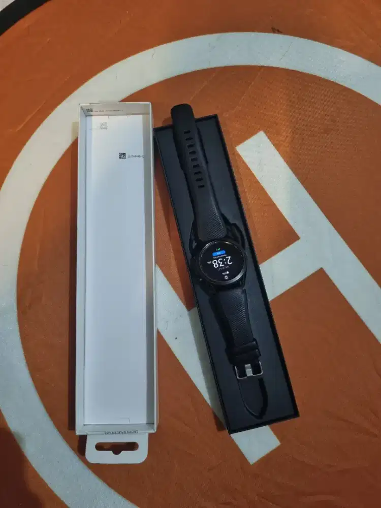 Samsung galaxy watch 3 like new bu