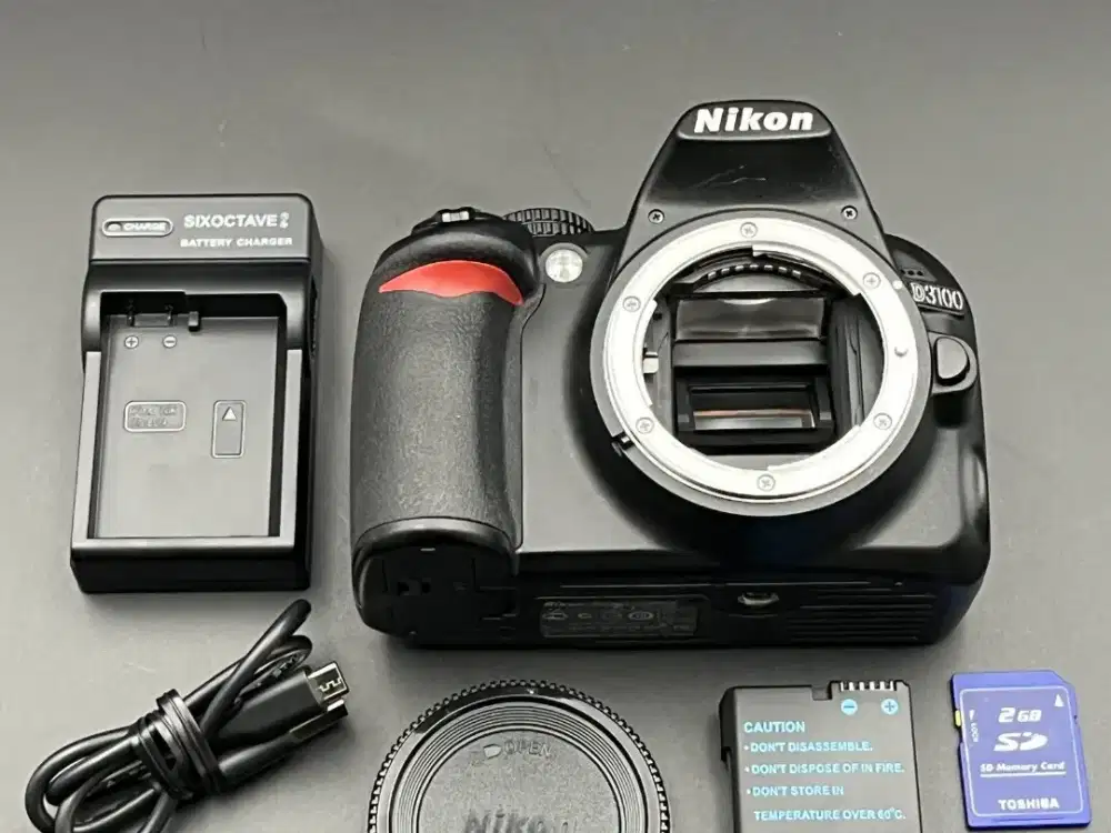 NIKON D3100 BODY