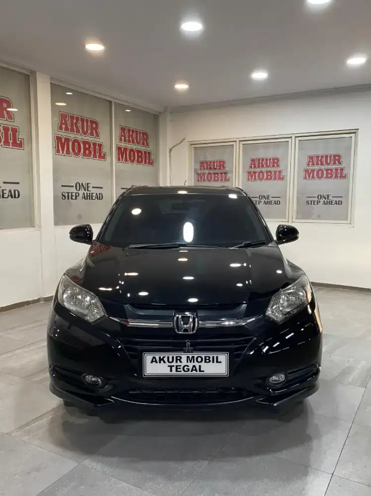DP 35JT! HONDA HRV HR-V E CVT 2017 HITAM SIAP PAKAI KREDIT MUDAH