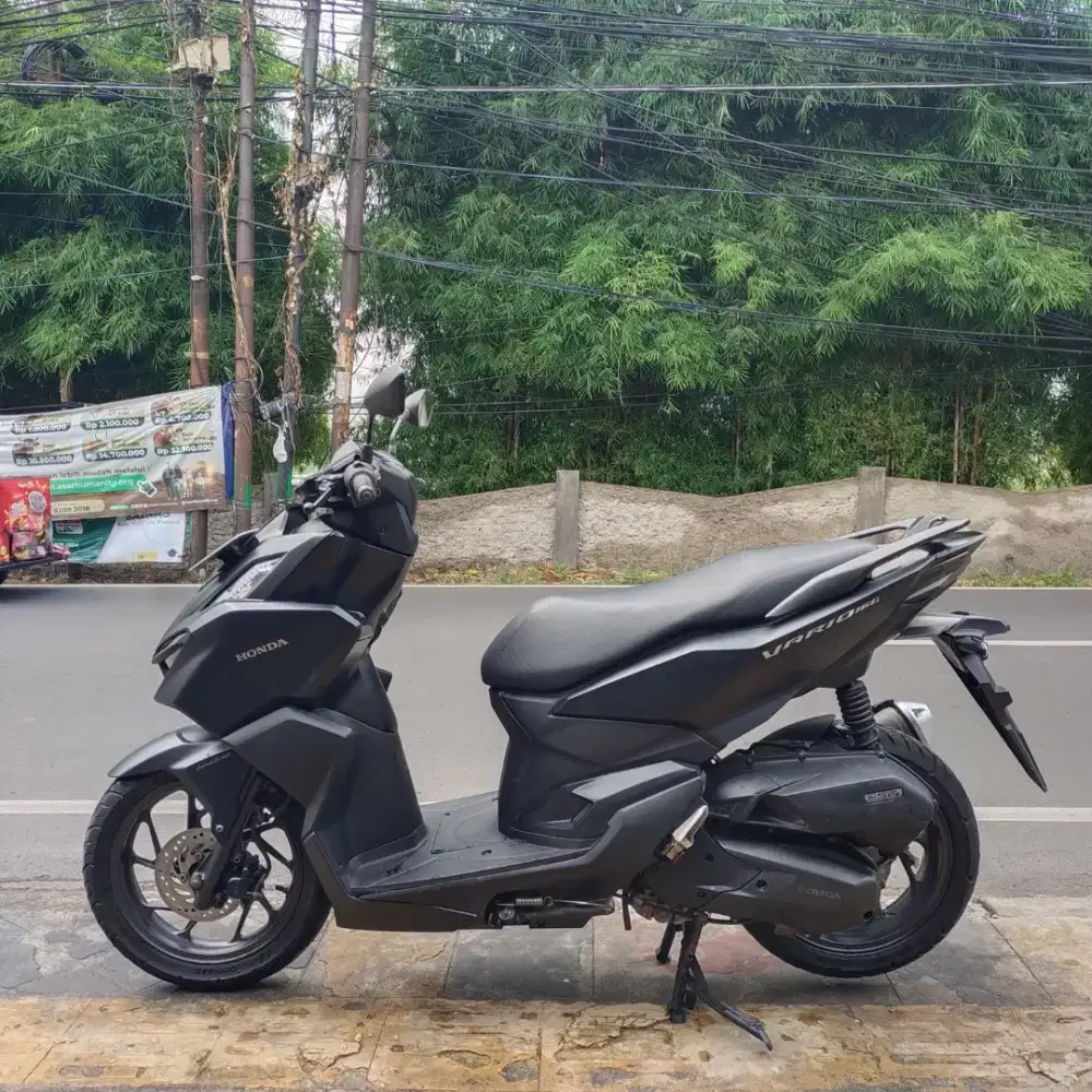 Honda Vario 160 Non ABS 2023 Bagus lengkap Mesin Cakep