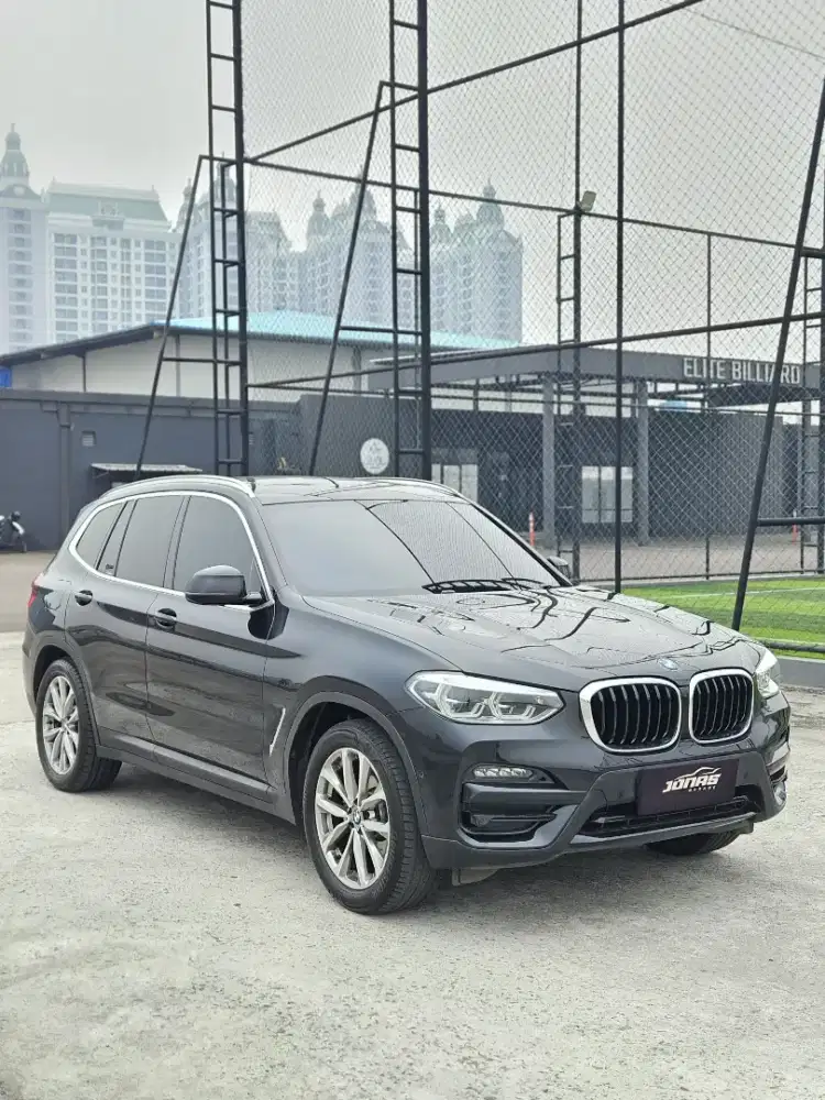 BMW X3 Sdrive Black on Black 2021