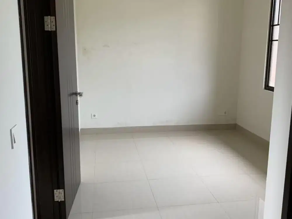 Dijual Rumah 2 Lantai di CLuster Amarine Mozia BSD, Tangerang Selatan