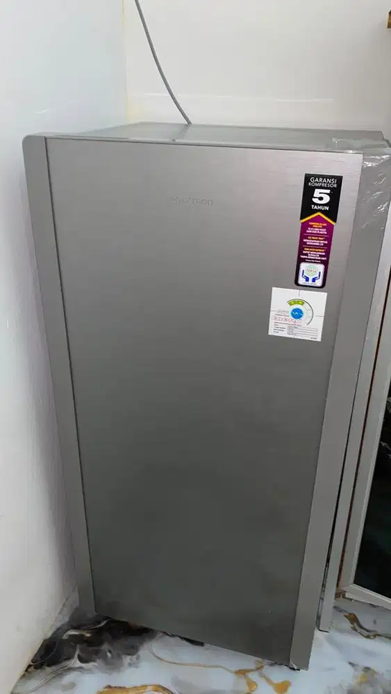 Dijual kulkas polytron 1 pintu
