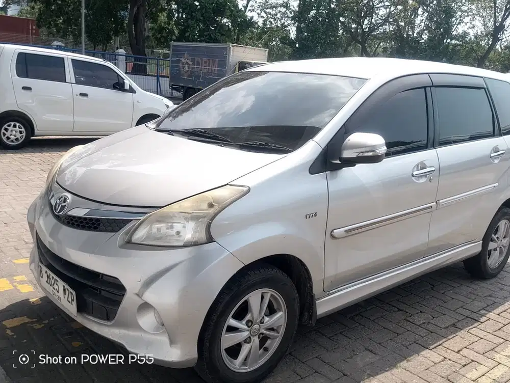 Toyota Avanza 2013 Bensin
