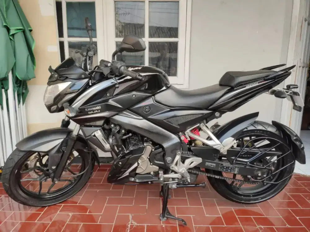 Kawasaki Bajaj Pulsar 200NS