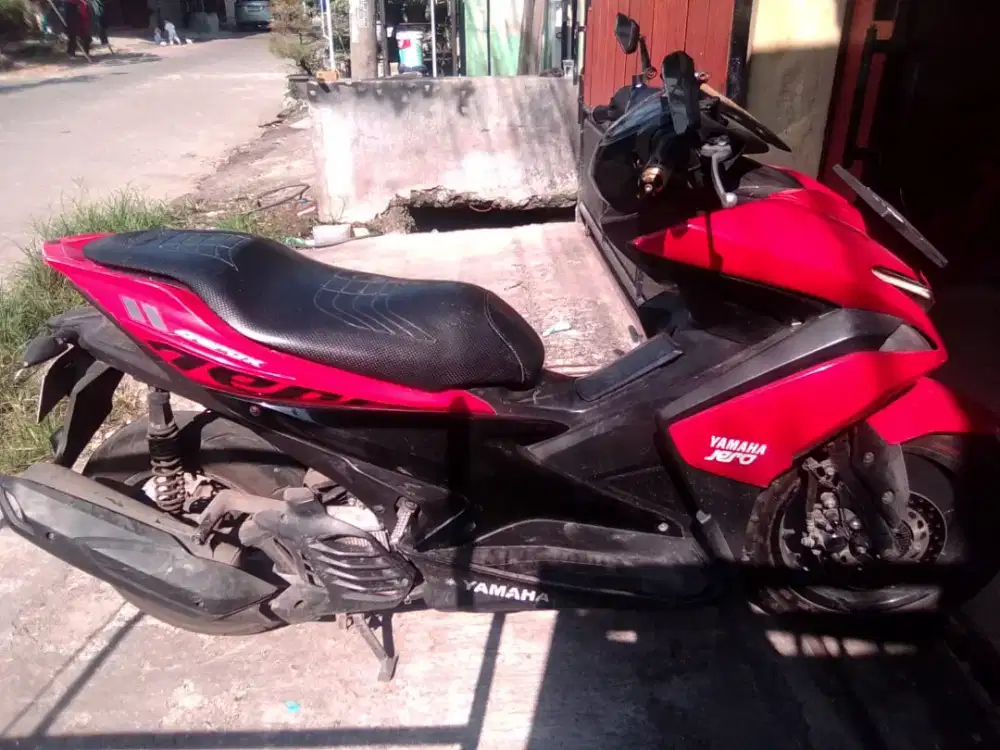 Jual Aerox 2020 motor mulus siap pake jauh