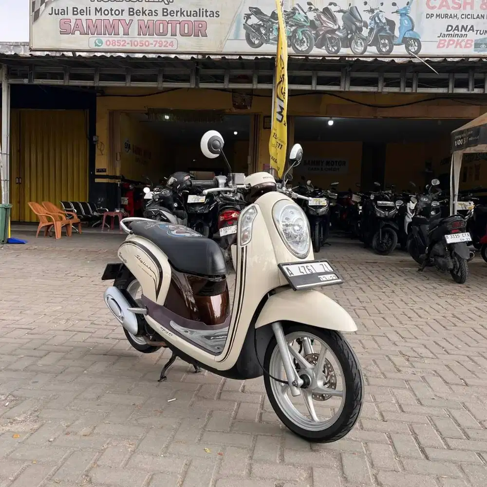 HONDA SCOOPY STYLISH 2017