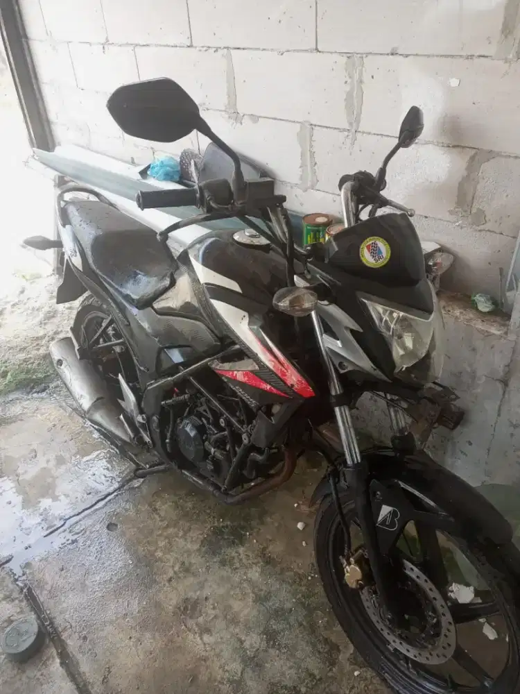 CB 150 R 2015 Lengkap