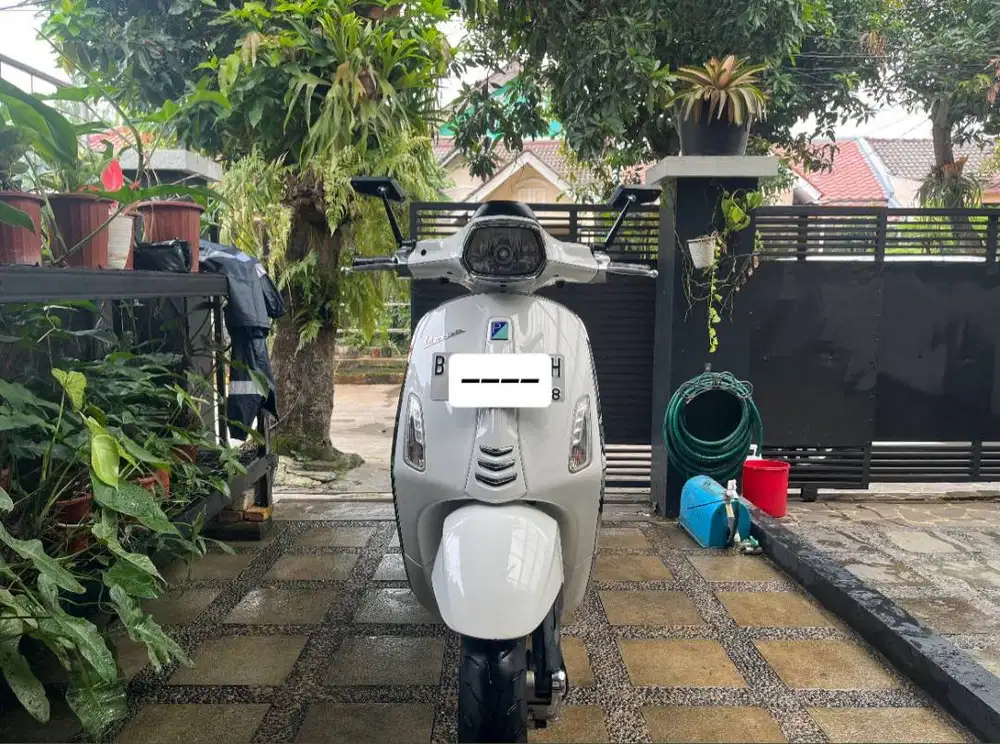 (Jual Santai) VESPA SPRINT IGET 2018 NON ABS
