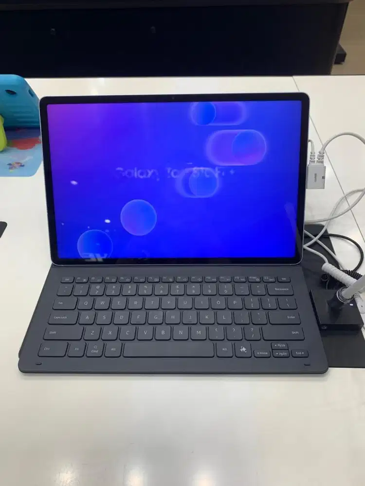 Samsung galaxy tab S10 FE +
