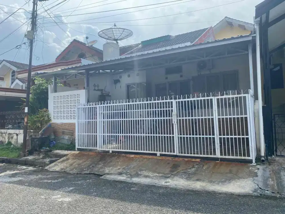 Di Jual Cepat Rumah Balikpapan Baru BB dekat kolam renang balikpapan baru