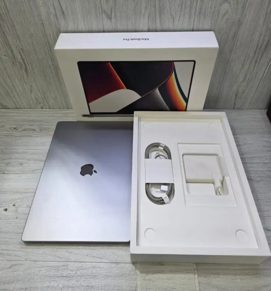 MacBook M1 Pro 16inc 16/1TB Gray Resmi Ibox Second