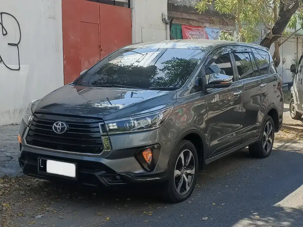 Toyota Kijang Innova Reborn Venturer 2.4 AT Matic 2021 diesel pmk 2022