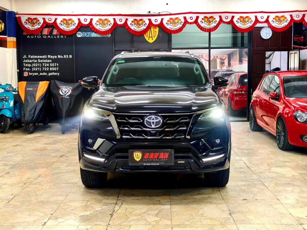 TDP30JT TOYOTA FORTUNER VRZ TRD GR SPORT 2021 / 2022 HITAM