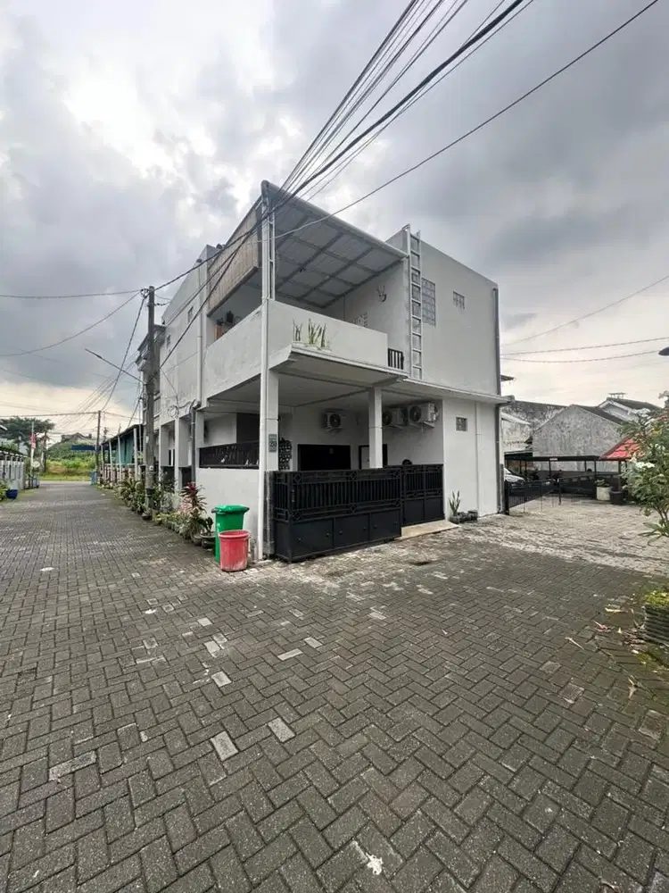 Rukos Full Penghuni