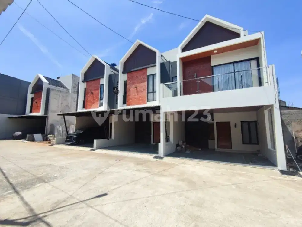 Rumah 2,5 LT bisa Custom Dekat Tol & Trans Studiciracas Jakarta Timur Cibubur