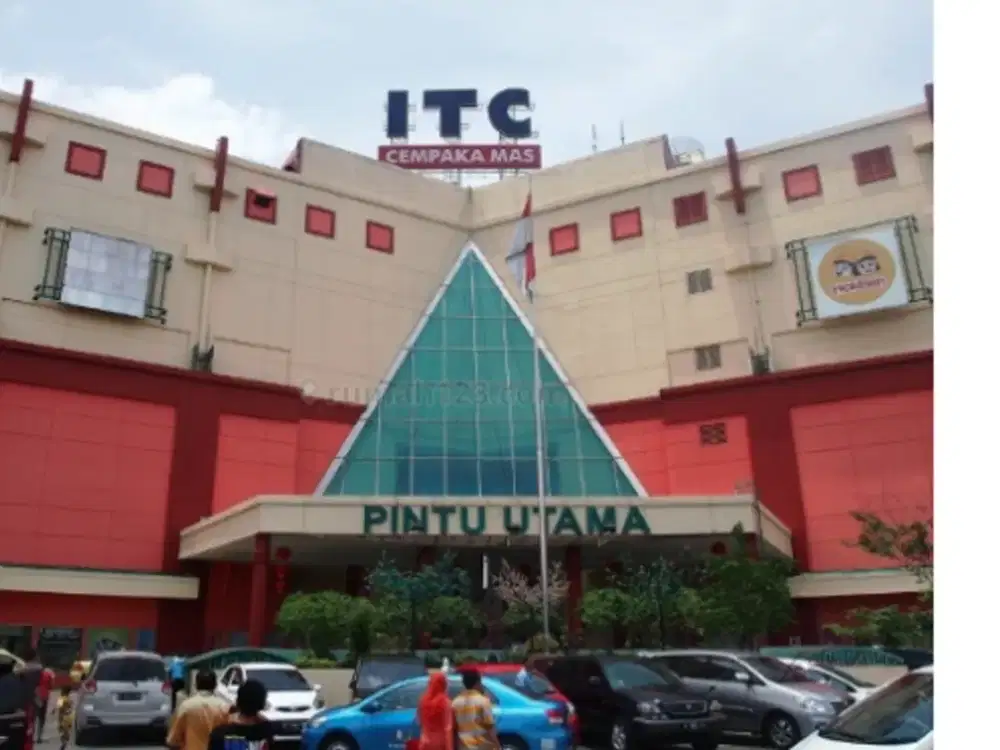Kios Hoek Strategis di ITC Cempaka Mas Jakarta