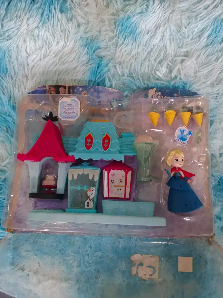 Mainan anak frozen elsa mini kingdom set