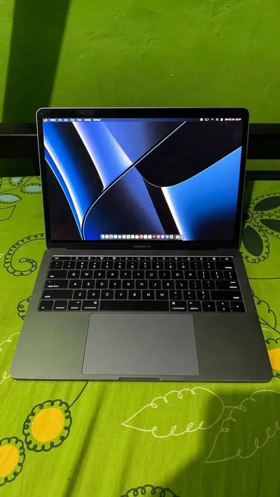 Macbook Pro 13 Inch 2016 i5 8gb/256gb