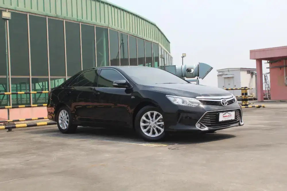 [LOW KM] TOYOTA CAMRY 2.5 G