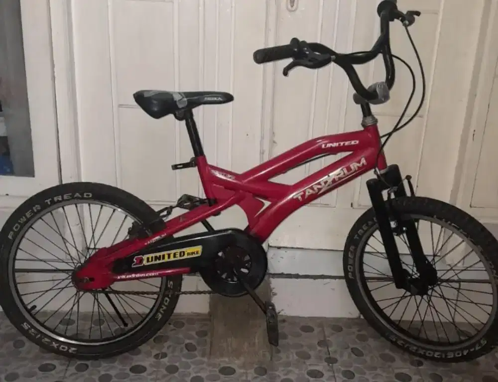 SEPEDA BMX UKURAN 20 MERK UNITED