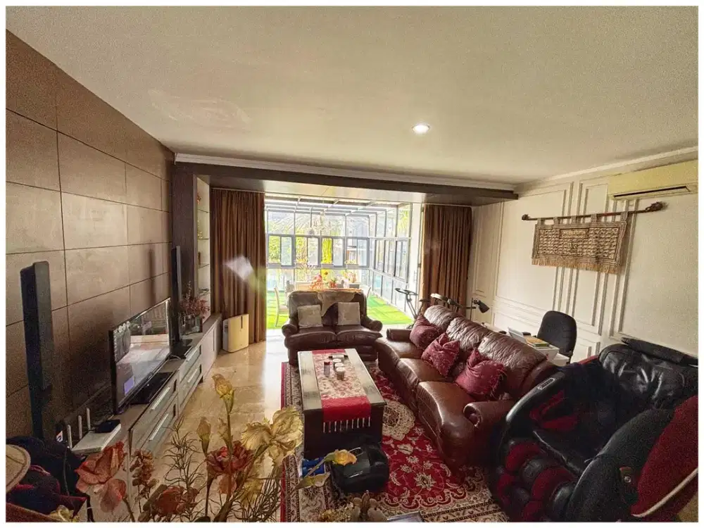 Dijual Rumah Cantik Strategis Dalam Cluster Ada Ruang Kantor Dekat Bxc Mall di Kebayoran Bintaro Tangsel Am-18035