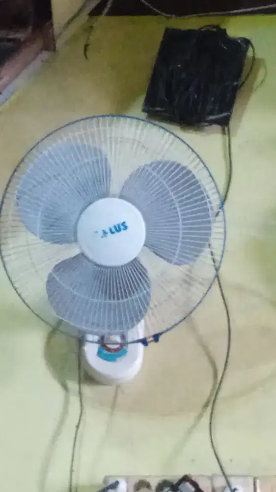 Kipas angin dinding 16 in