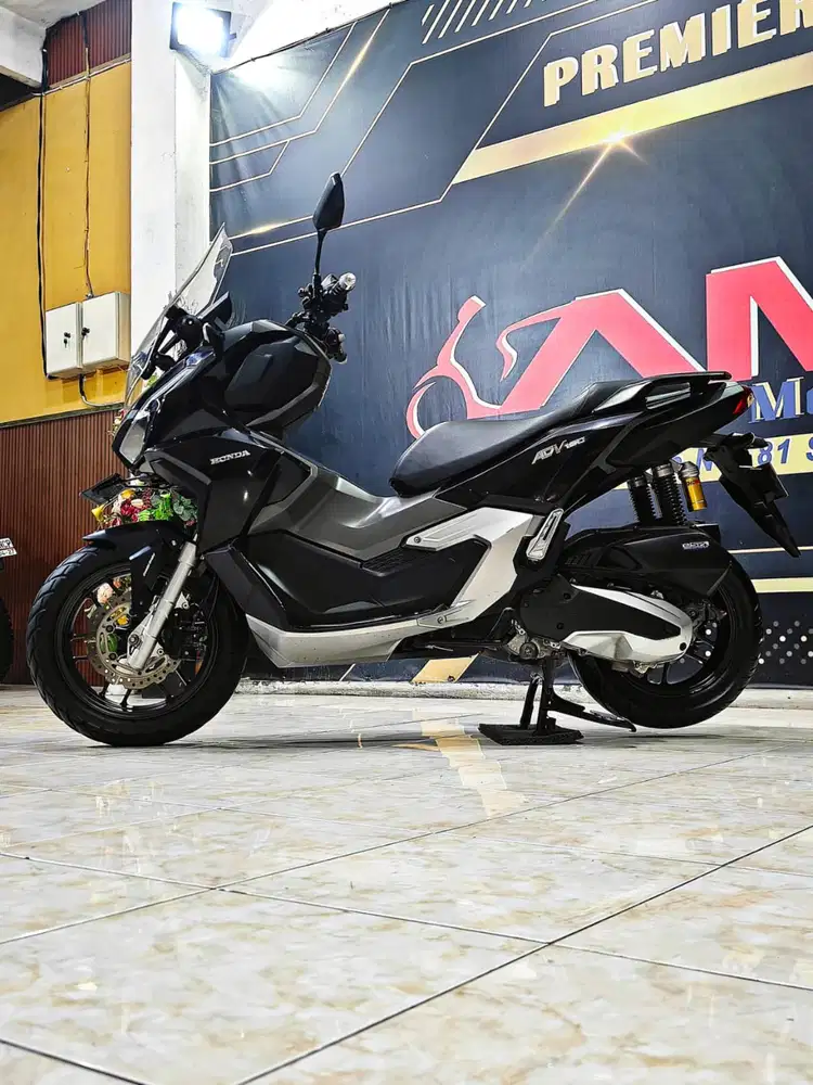 Honda New ADV 160 CBS TH 2022 anugerah motor rungkut riding
