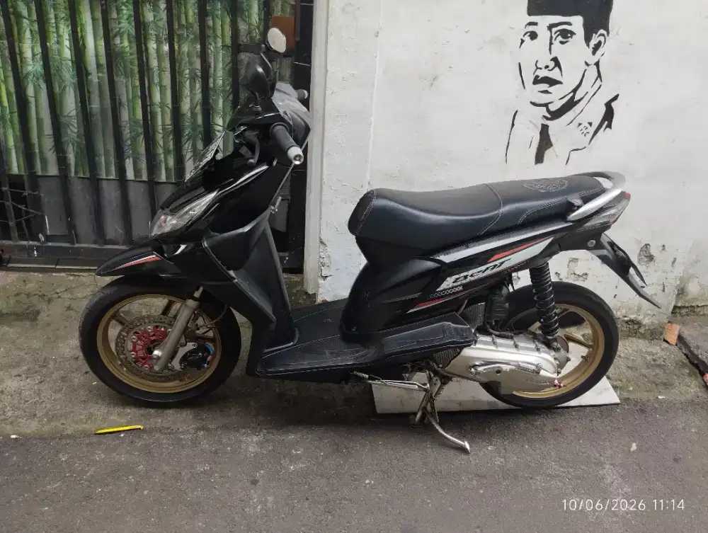 Motor Honda beat karbu