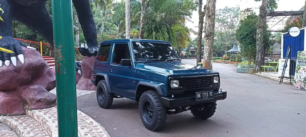 Daihatsu Feroza 1995 Bensin