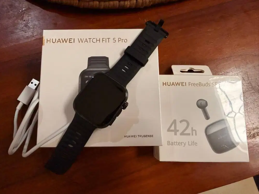 Dijual - Huawei Watch Fit 5 Pro (BARU)